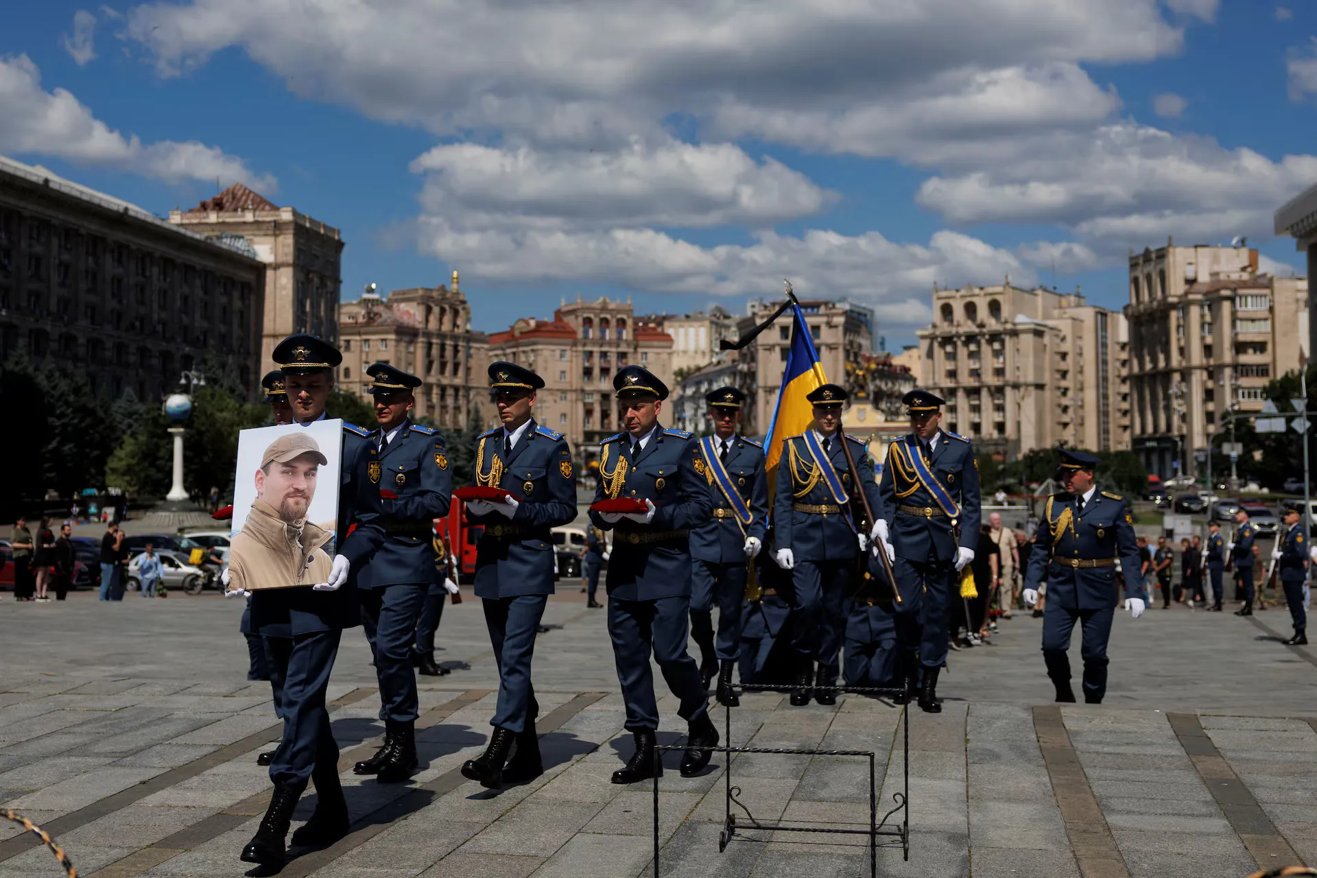 Загибель пілота F-16 в Україні підкреслила критичну нестачу ППО — командування
